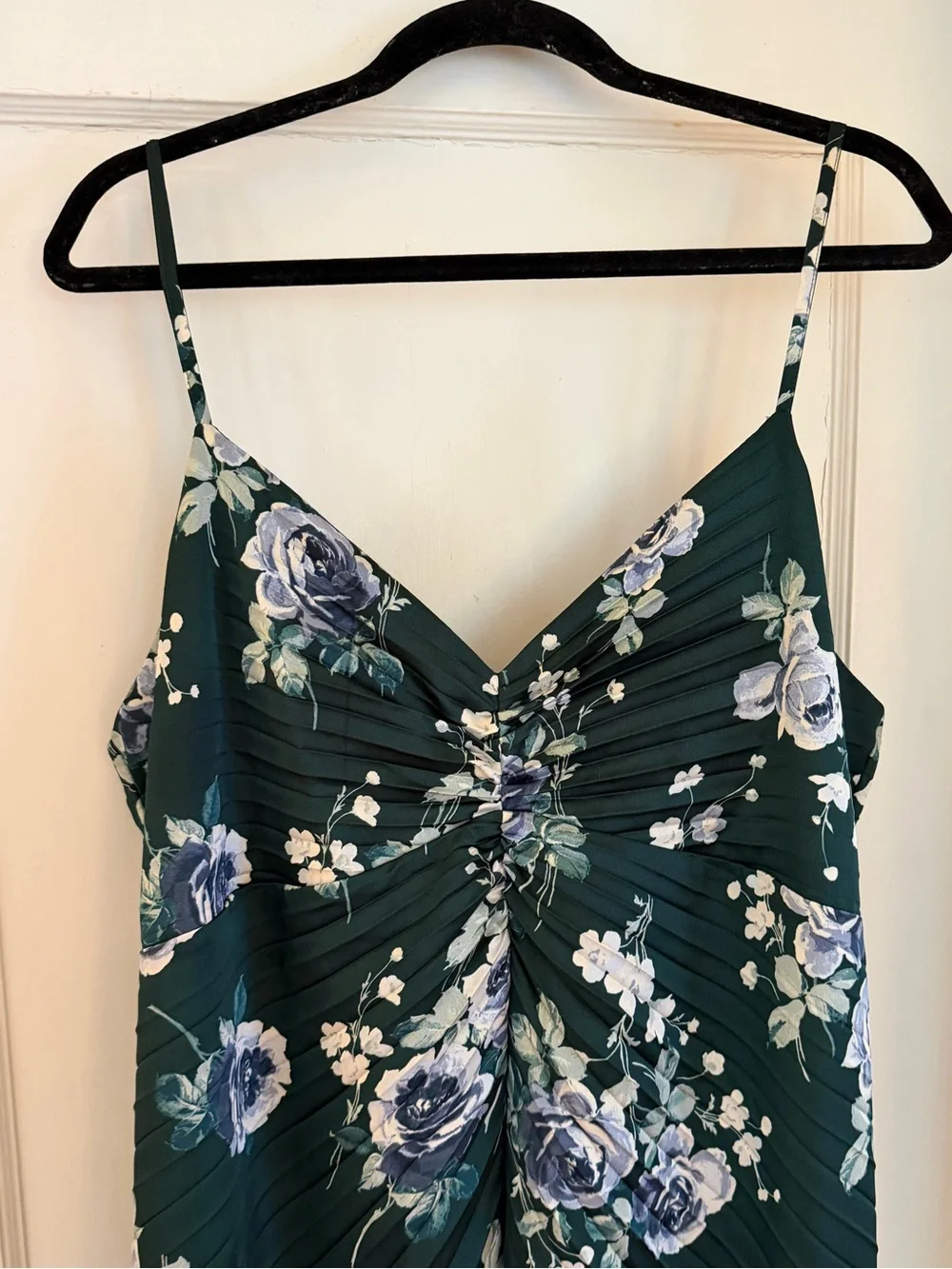 Abercrombie & Fitch Floral Satin Pleated Maxi Dress